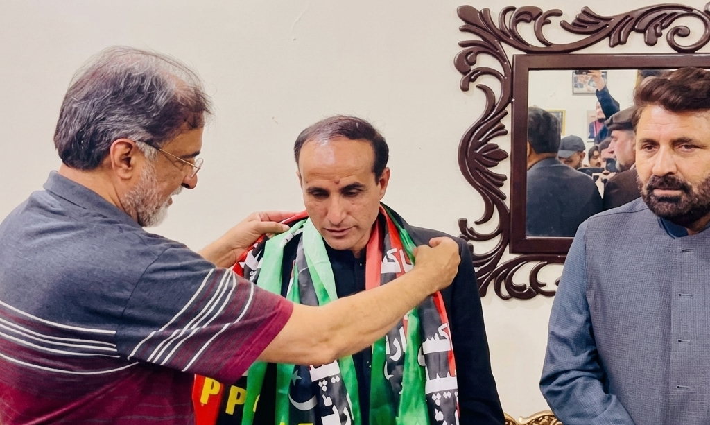 اسپیکر اسمبلی نذیر احمد ایڈووکیٹ کا پی ٹی آئی سے استعفیٰ