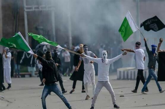 مقبوضہ وادی میں خوف و ہراس اور نئی پابندیاں