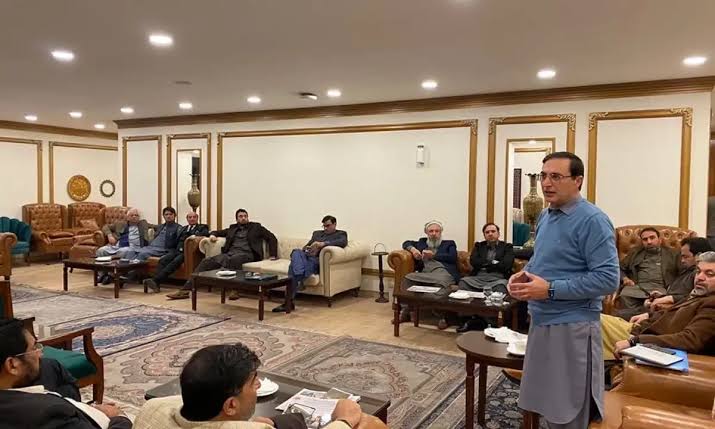 حکومت اور پی ٹی آئی مذاکرات کا دوسرا دور آج، 4 اکتوبر کے لانگ مارچ پر غیر یقینی برقرار